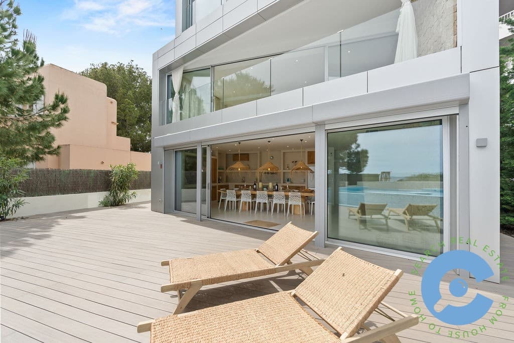 Huis met prachtig zeezicht en privé strand 7