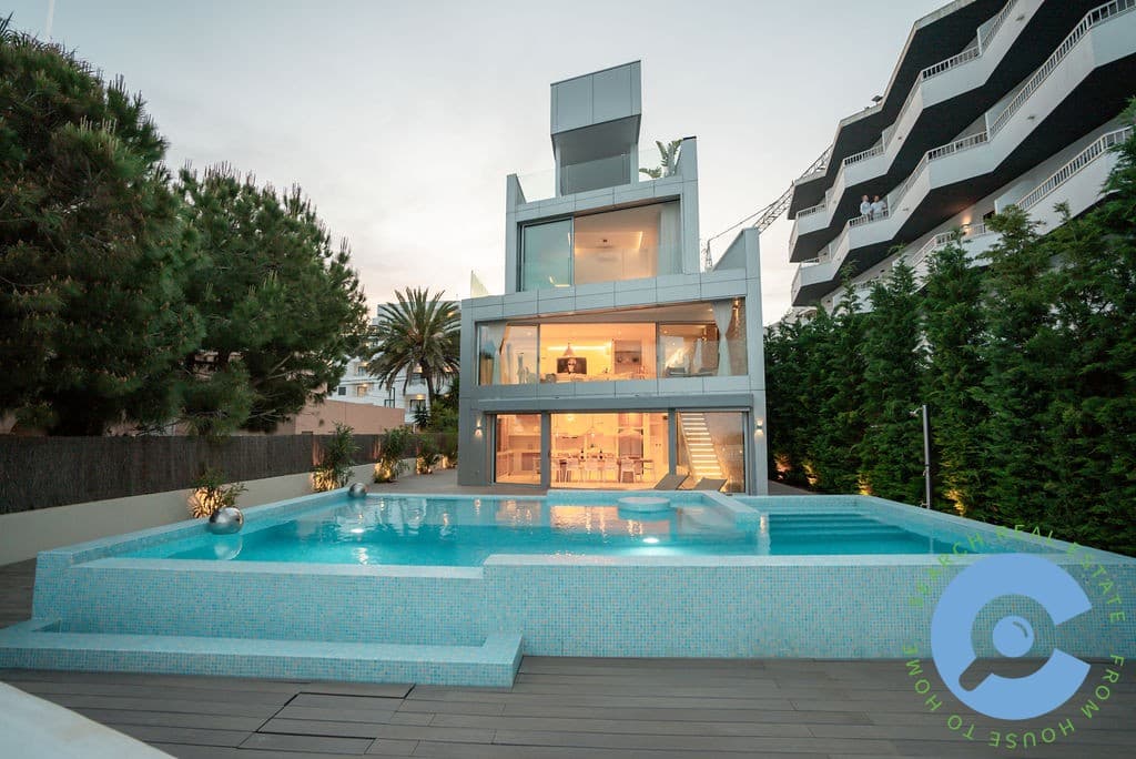 Huis met prachtig zeezicht en privé strand 32