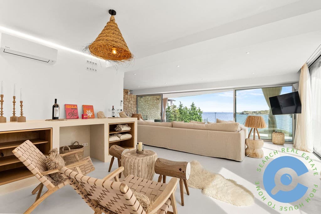 Huis met prachtig zeezicht en privé strand 12