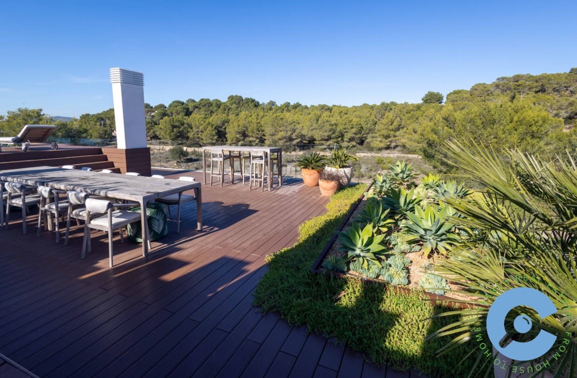 Penthouse appartement met privaat zwembad 25